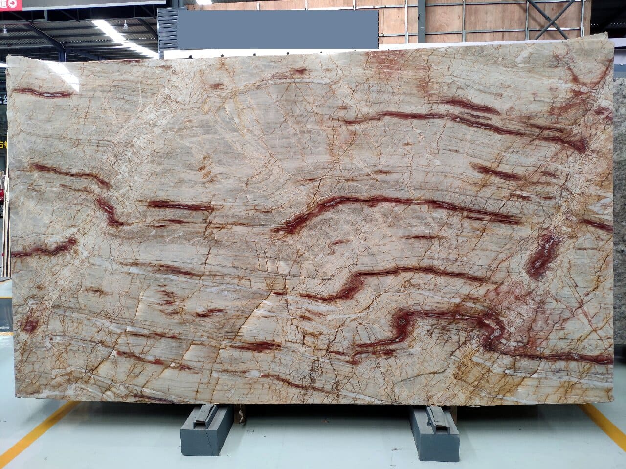 raw quartzite slab in factory