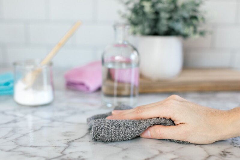 cleaning marble countertop